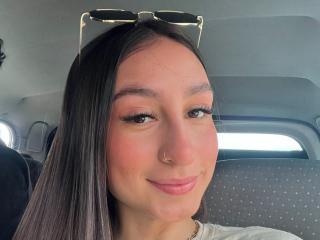 Ver la ficha detallada de MaddyCarina