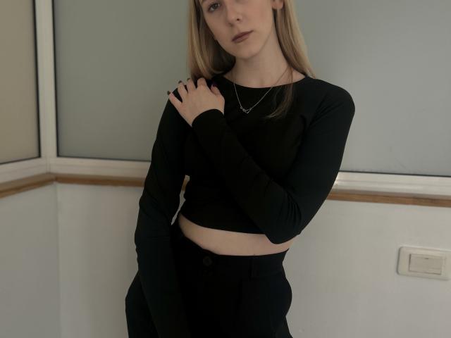LeonilaFucillo - Live porn &amp; sex cam - 29785022