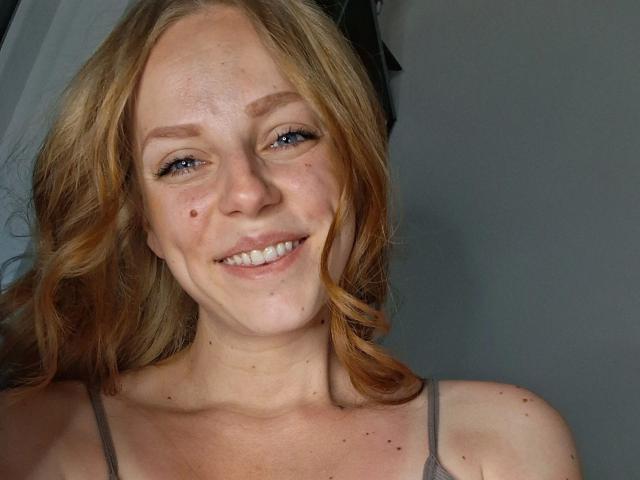 Larifari-hot - Live porn &amp; sex cam - 29785427