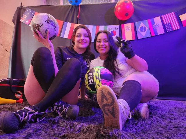 SaraAndMarilyn69 - Live porn &amp; sex cam - 29793461