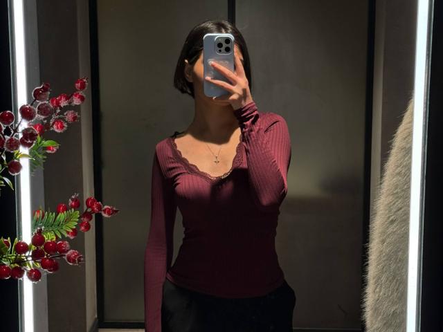 LaurineNghiem - Live porn &amp; sex cam - 29795681