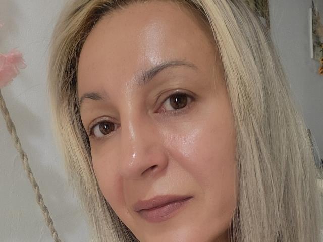 Kataleyya69 - Live porn &amp; sex cam - 29801231