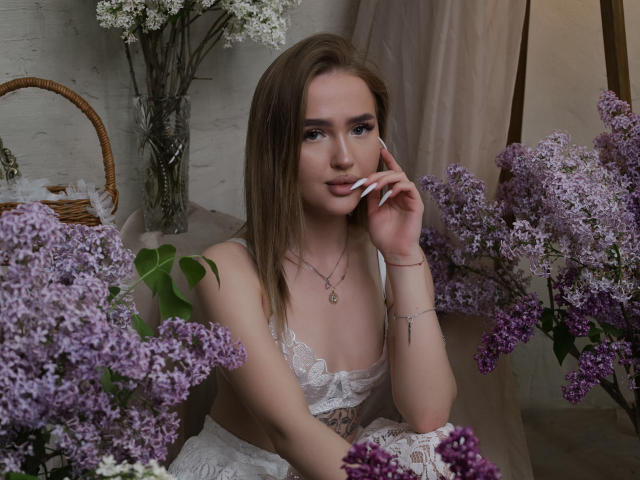 AnfisaRalphs - Live porn &amp; sex cam - 29801762