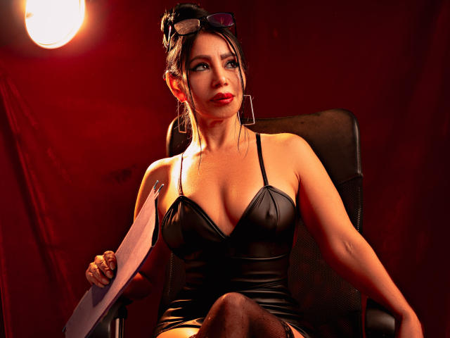HelenHard - Élő pornó és szexkamera - 29809568