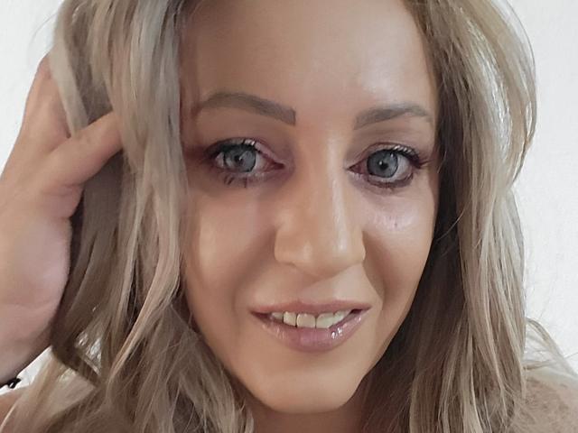 Kataleyakataleya45 - Sexe cam en vivo - 29812412