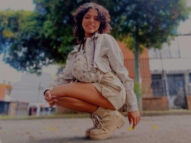 LunaKeller - Live sex cam - 29821559