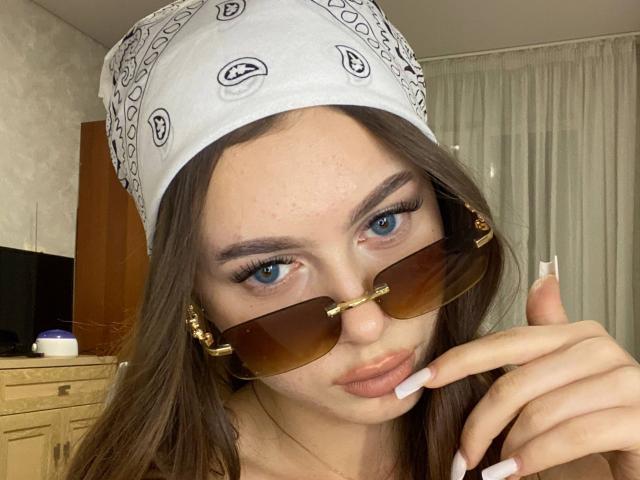 KimberlyZampieri - Live porn &amp; sex cam - 29828714