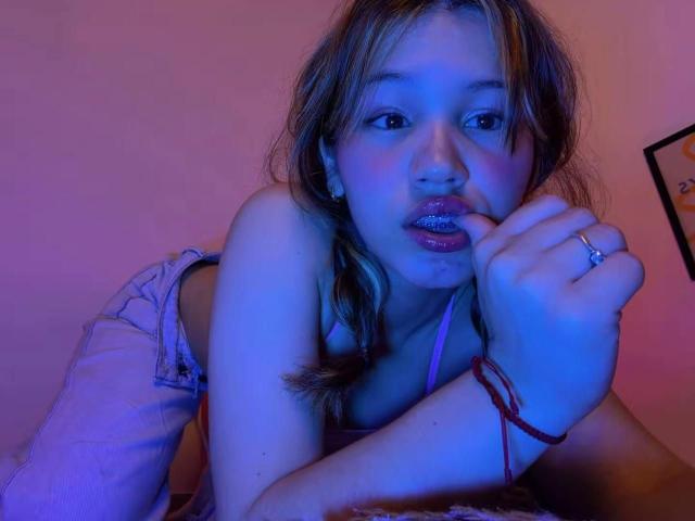ElodieGardner - Live porn &amp; sex cam - 29835779