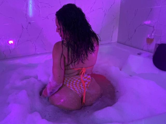 AmyRoss - Live porn &amp; sex cam - 29847182