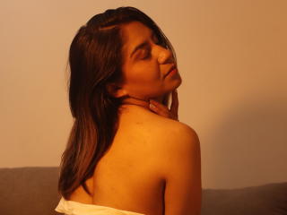 ValeriaLoren's Model Profile