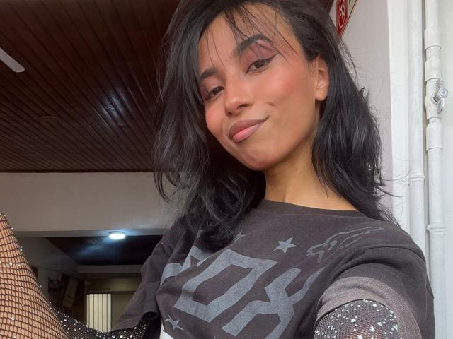 AngelinaStar69 - Élő pornó és szexkamera - 29859770