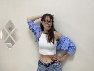 MiraMixi's Model Profile