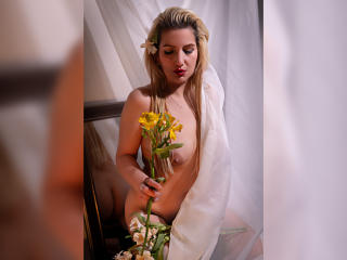 GiuliaAddams's Model Profile