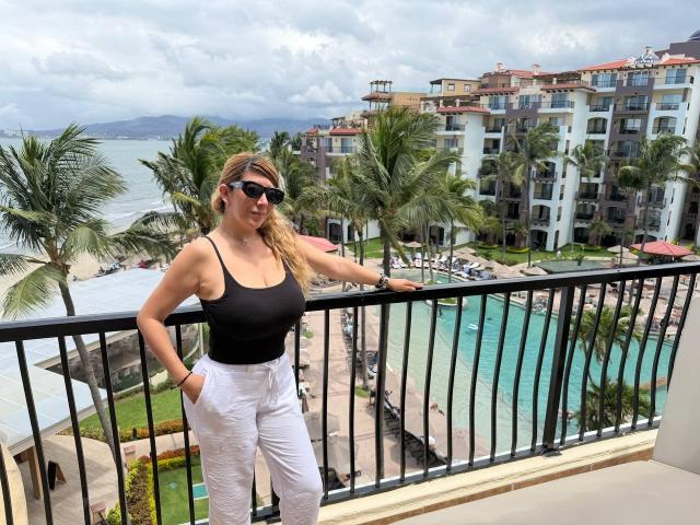 HotPamelaSex - Live porn &amp; sex cam - 29870342