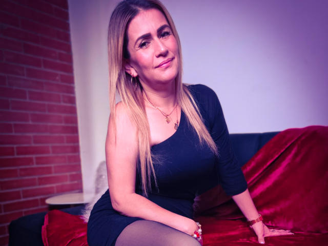 CamilleMullerr - Live porn &amp; sex cam - 29898041