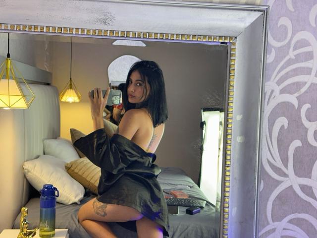 NicolleSweetty - Live porn &amp; sex cam - 29907122