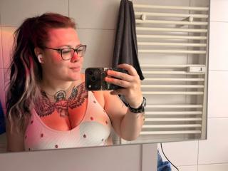 Ver la ficha detallada de Prettyjosi-hot