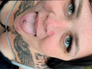 Ver a ficha detalhada de  Prettyjosi-hot