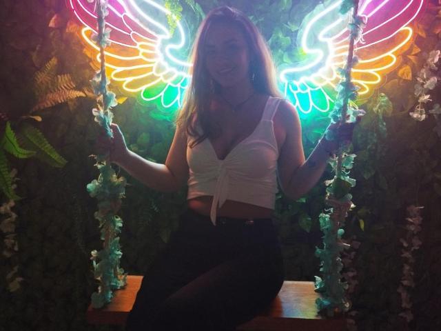 TheresaLarson - Live porn &amp; sex cam - 29912186