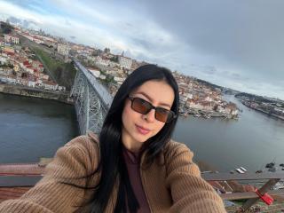 Ver la ficha detallada de IsabellaJames