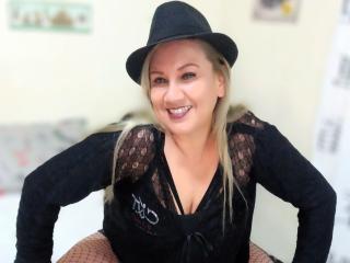Ver la ficha detallada de MatureYayita