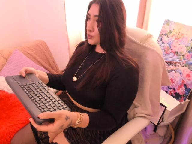 ElyRoss - Live porn &amp; sex cam - 29921840