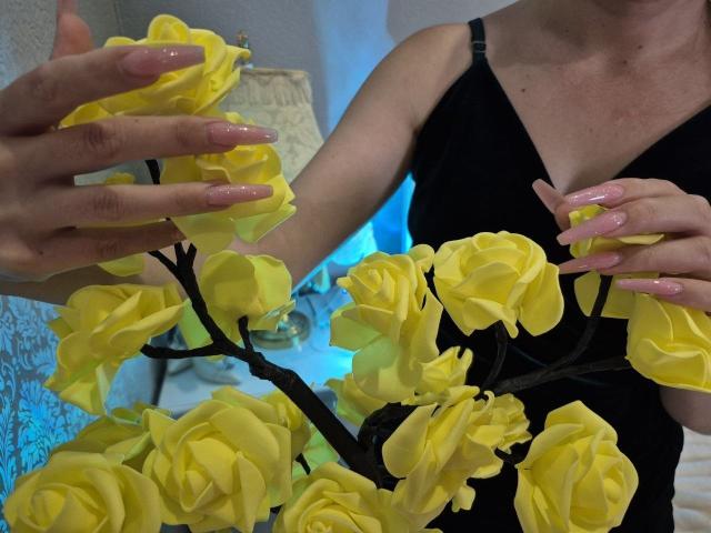 Rouzi - Live porn &amp; sex cam - 29926685