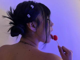 Ver la ficha detallada de NahomiMillerr