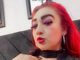 Ver la ficha detallada de SarahMoonx