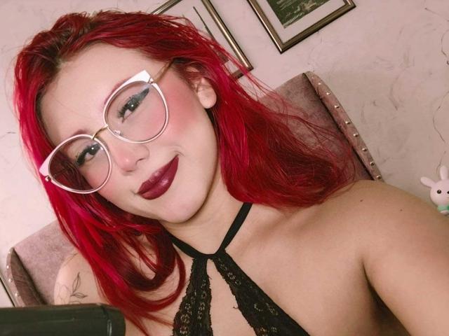 MaddyMills - Live sex cam - 29936048