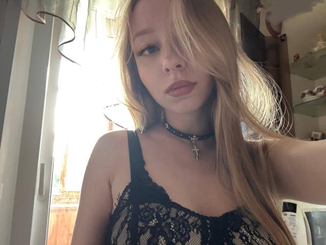 OraliaBeecken - Live porn &amp; sex cam - 29936090
