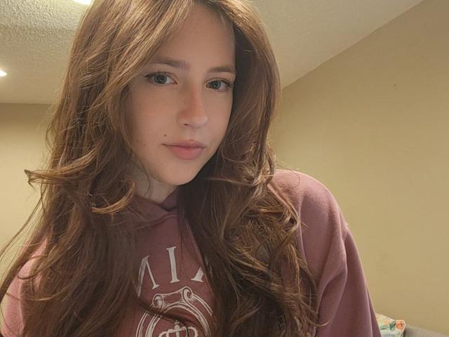 CoraleeBiscari - Sexe cam en vivo - 29936276