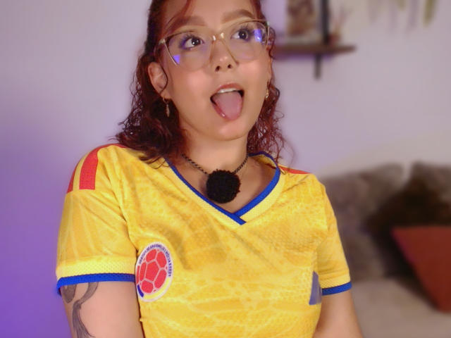 SophiaBrowm - Live sex cam - 29943236