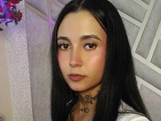 Ver a ficha detalhada de  GabyMathew