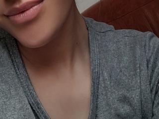 Ver a ficha detalhada de  JessieDeee