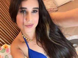 Ver a ficha detalhada de  KatieDesirX