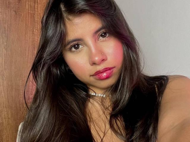 CelesteMorel - Live sex cam - 29950529