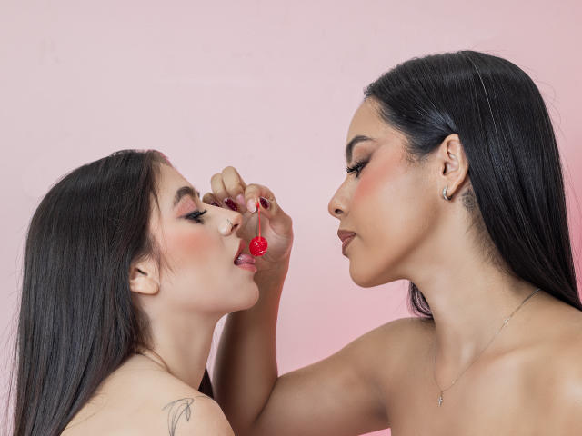 PaolaYKatty - Live porn &amp; sex cam - 29958485