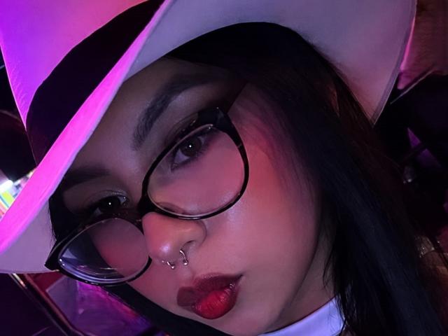 ChloeMoretti - Live porno og sexkamera - 29962661