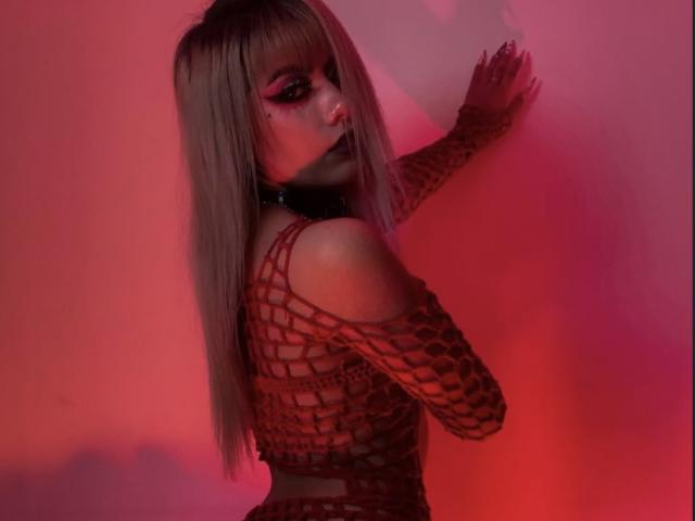 LitenKiitt - Live porn &amp; sex cam - 29963840