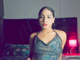 Xem hồ sơ đầy đủ của LovelyColombiaAngel