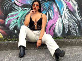 Xem hồ sơ đầy đủ của MelodyRoss