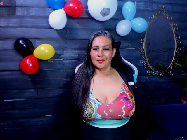 VictoriaKiley - Live porn &amp; sex cam - 29972411