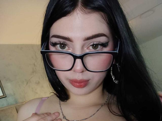 IsabellaaRossi - Live porn &amp; sex cam - 29974358
