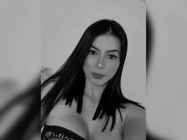 IsabellaJames - Élő pornó és szexkamera - 29982080