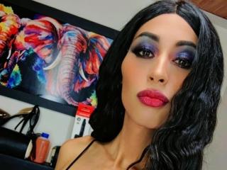 Se dtaljerede oplysninger for AdellaPineda