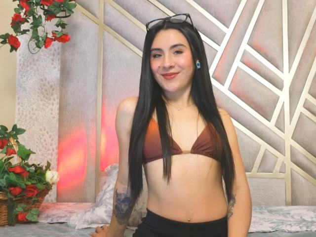 ChloeXk - Camera khiêu dâm &amp; quyến rũ trực tiếp - 29990267