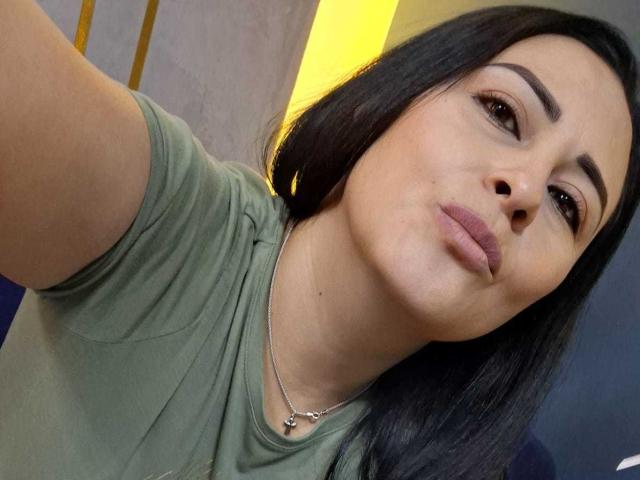 MatureeDesiree - Live porn &amp; sex cam - 29993885