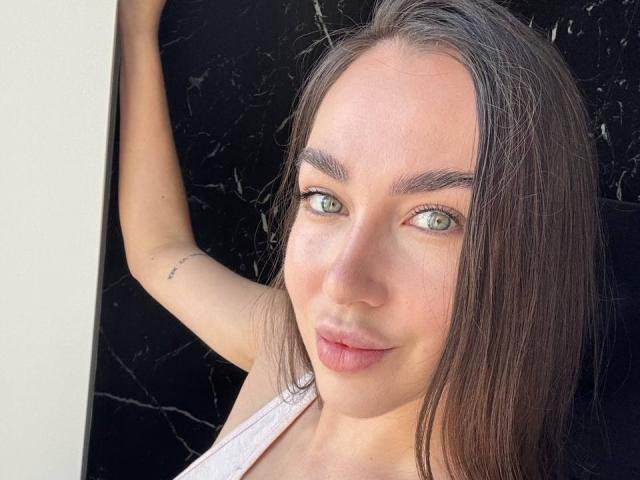 AraiaSheri - Live porn &amp; sex cam - 29994215