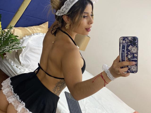 AmaraRicci - Élő pornó és szexkamera - 29997677
